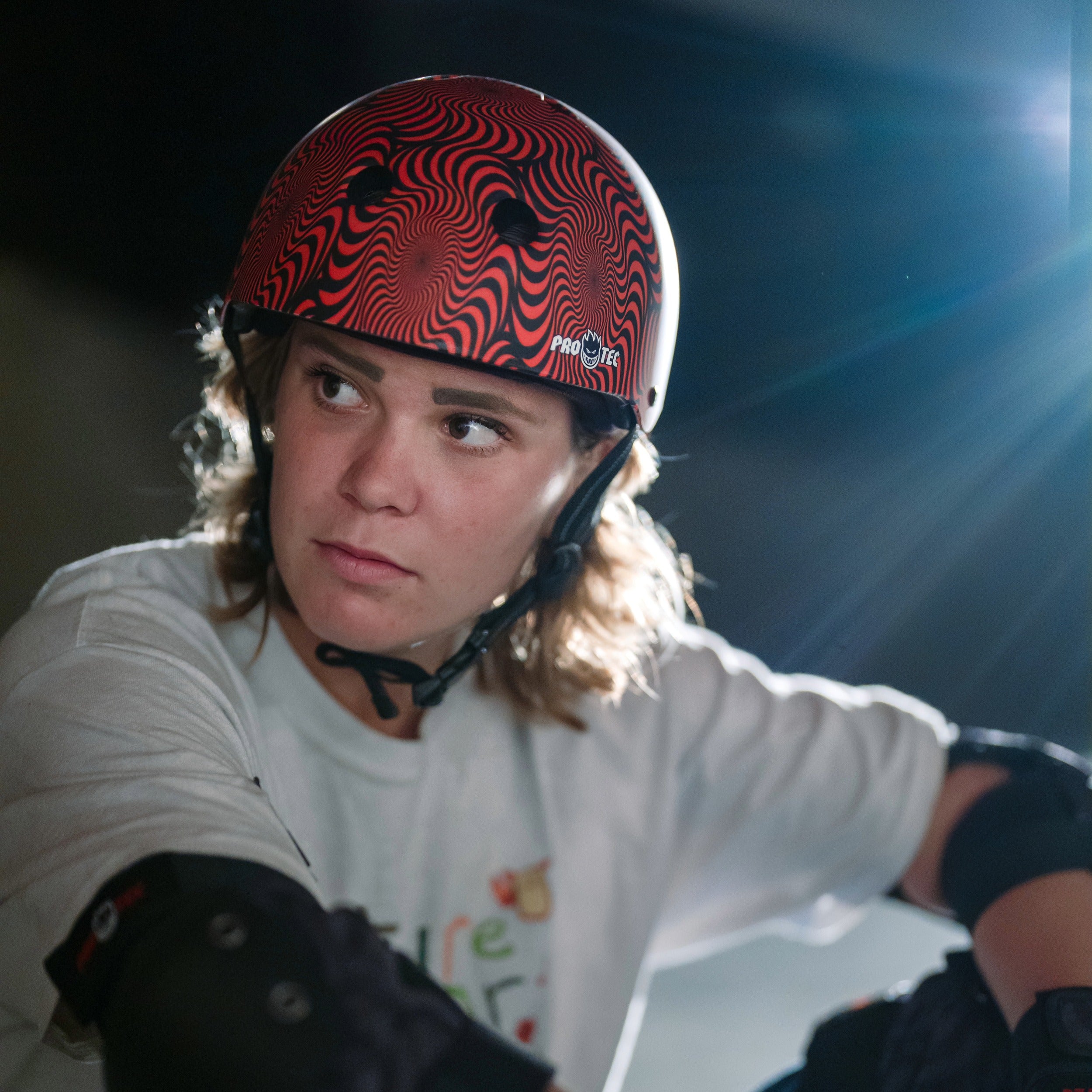 pro-tec-low-pro-certified-helmet-spitfire-edition-casque-red-swirl image 8
